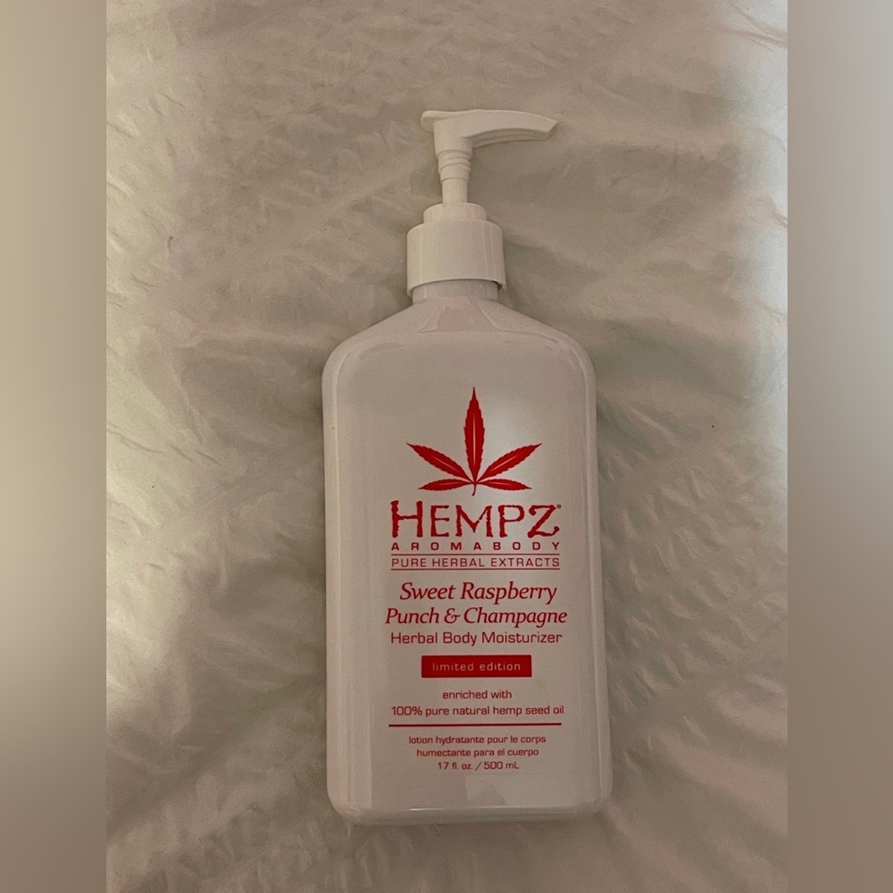 HEMPZ herbal body moisturizer